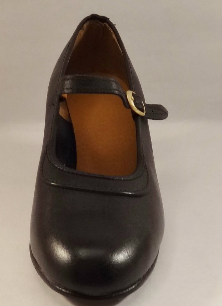 woman Flamenco shoes black