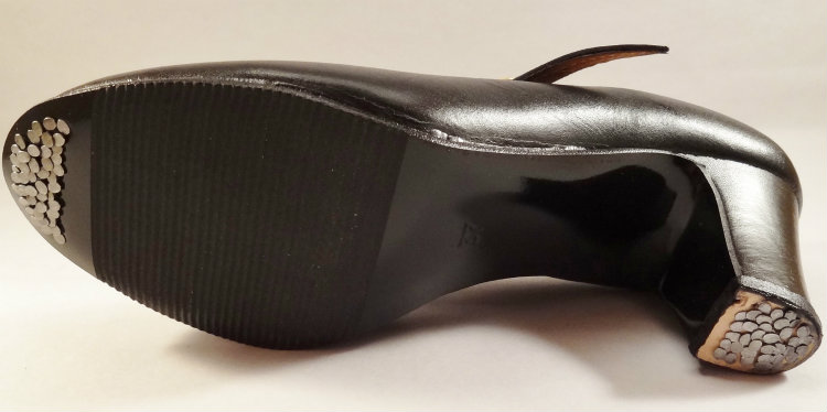 FLAMENCO SHOES OR SEVILLANA BUCKLE AND NAILS - Image 6