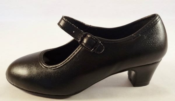 Flamenco shoes in synthetic