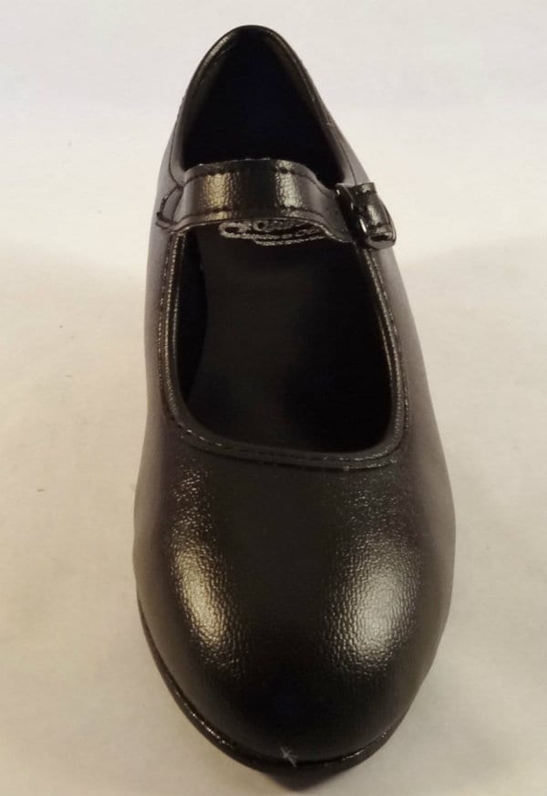 Black flamenco shoes